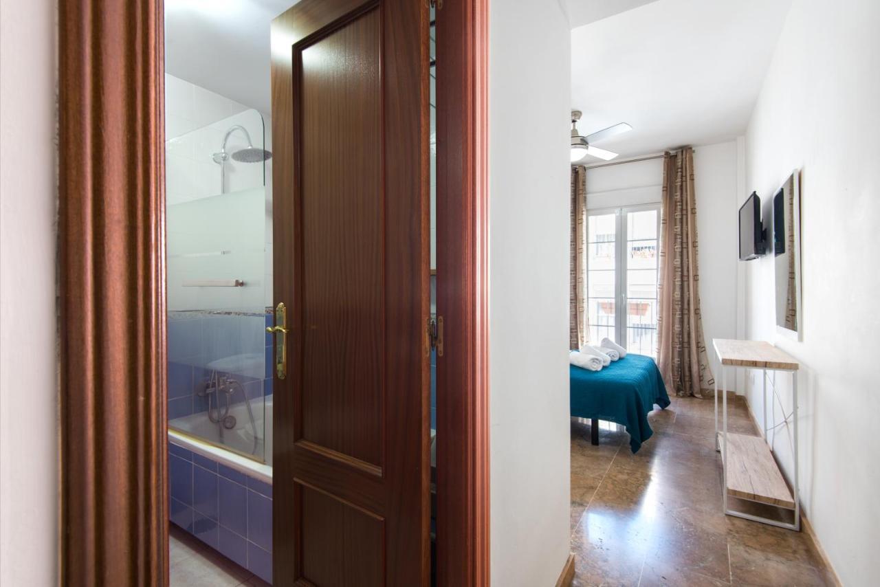 Center Apartment 2Bed 2B Aircon Wif And Parking Free Μάλαγα Εξωτερικό φωτογραφία