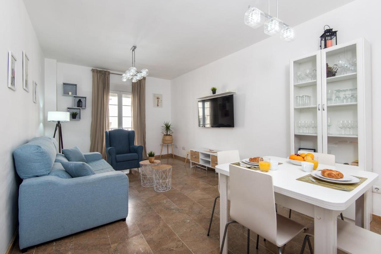Center Apartment 2Bed 2B Aircon Wif And Parking Free Μάλαγα Εξωτερικό φωτογραφία