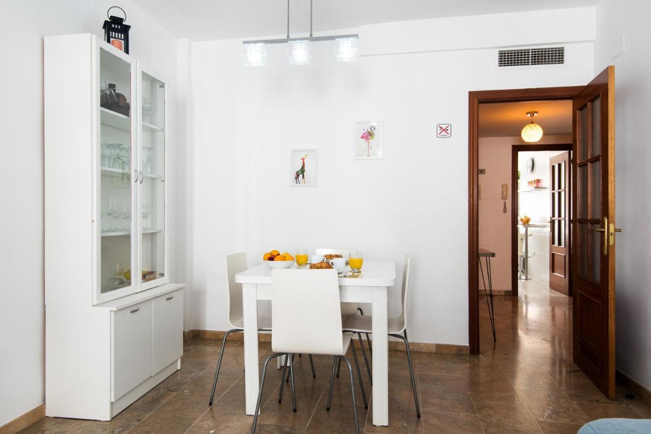 Center Apartment 2Bed 2B Aircon Wif And Parking Free Μάλαγα Εξωτερικό φωτογραφία